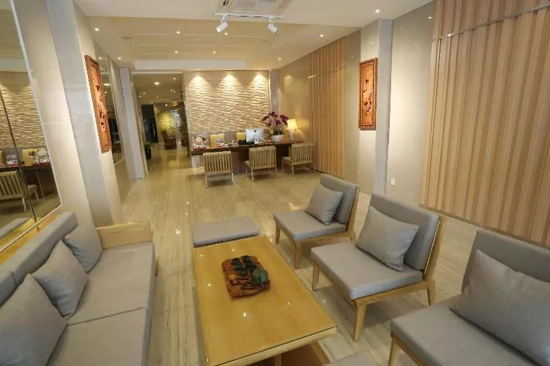 Fotos del hotel Thuy Sakura  & Serviced Apartment:  2