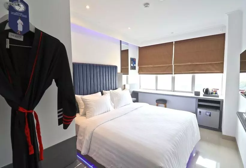 Everyday Smart Hotel Mayestik