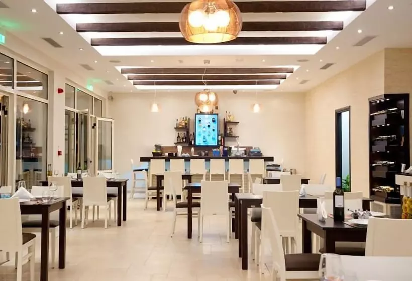 Fotos del hotel Delfini Beach  & Suites:  3