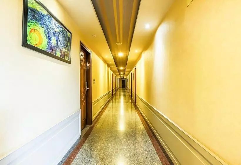 Fotos del hotel Fab Berry S:  3