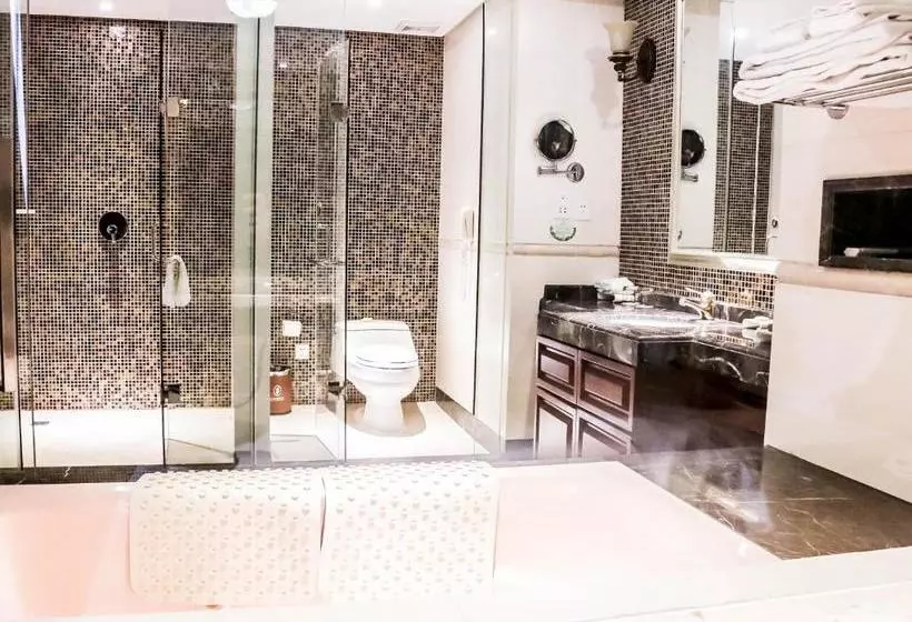 Fotos del hotel Qingdao Jinhong Sea View Holiday:  4