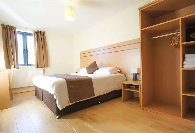 Fotos del hotel Crompton Court Apartments:  16