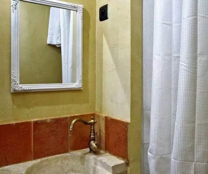 Fotos del hotel Un Mas En Ville:  5