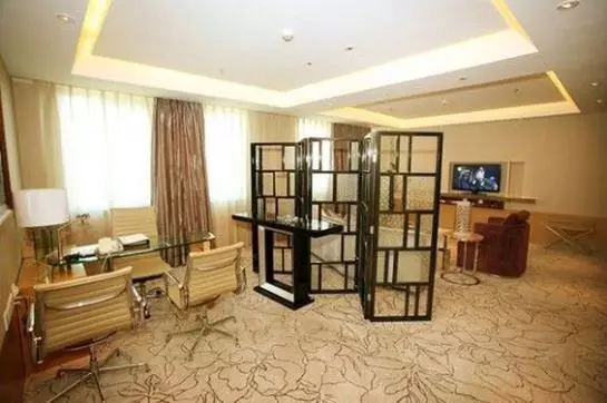 Fotos del hotel All Legend International:  5