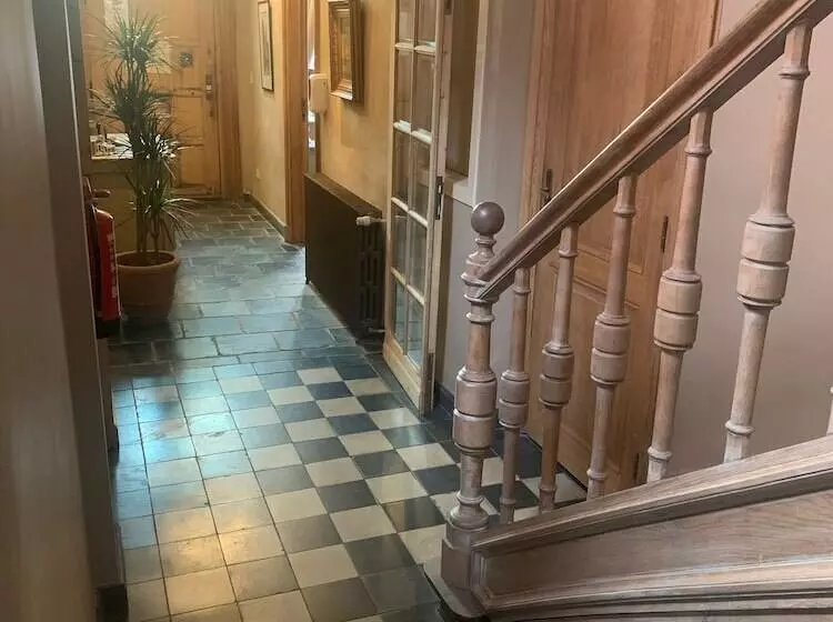 B&b 1669