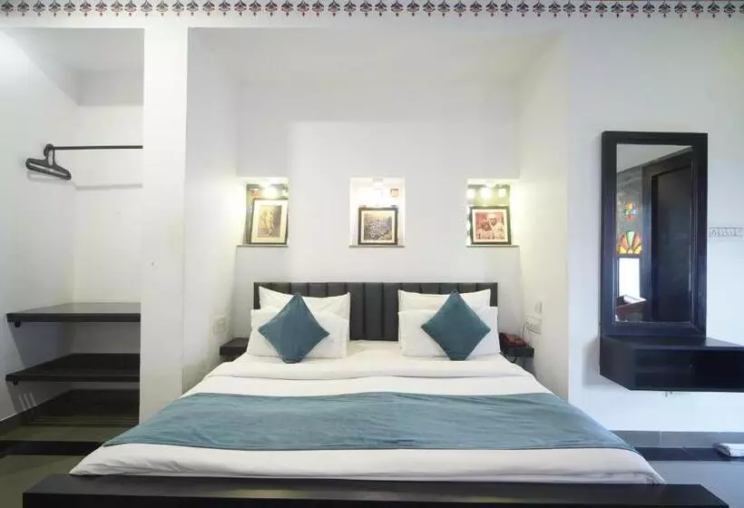 Fotos del hotel Udai Niwas  By The Lake:  22