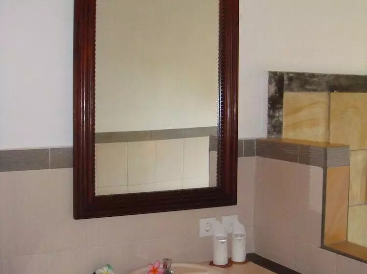 Fotos del hotel Puri Asri Villa:  18