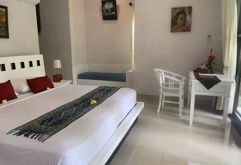 Fotos del hotel Puri Asri Villa:  8
