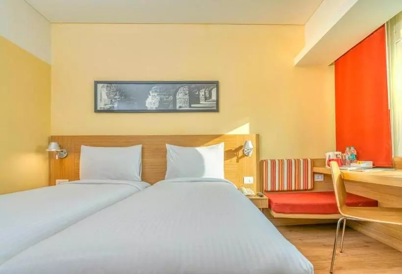 Fotos del hotel Ibis Hyderabad Hitech City:  24