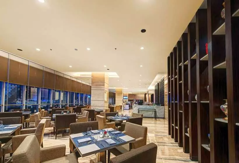 Fotos del hotel Melia Makassar:  30