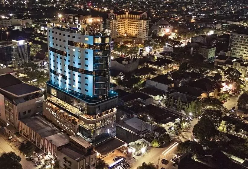 Fotos del hotel Melia Makassar:  38