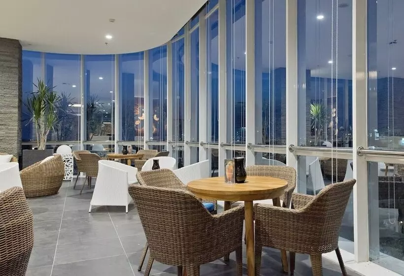 Fotos del hotel Melia Makassar:  49