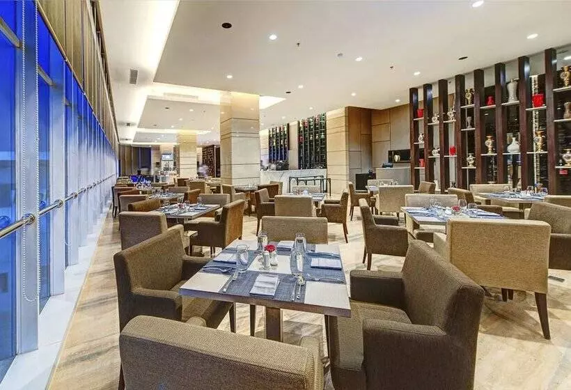 Fotos del hotel Melia Makassar:  29