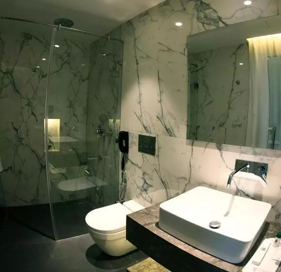 Fotos del hotel Connaught Royale Delhi:  6