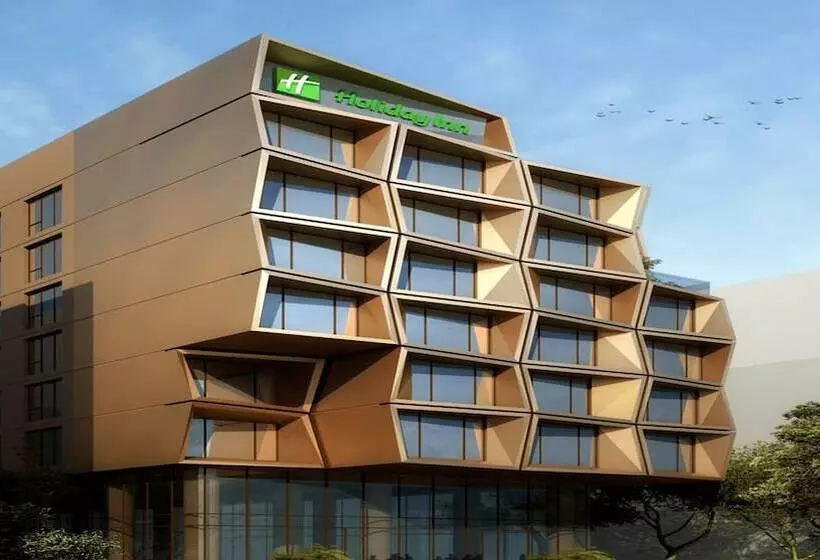 Holiday Inn Kolkata Airport, An Ihg