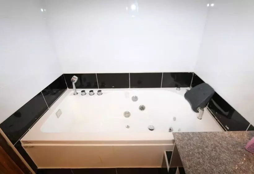 Fotos del hotel T3 Residence:  14