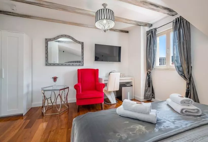 Fotos del hotel Galeria Valeria Seaside Downtown - Mag Quaint & Elegant Boutique Hotels:  24