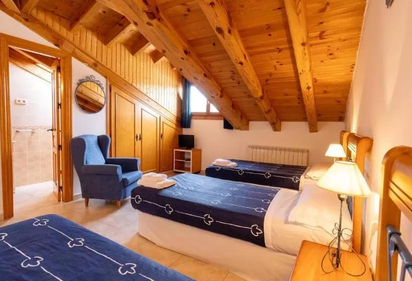 Fotos del hotel Rural Alto Gredos:  23