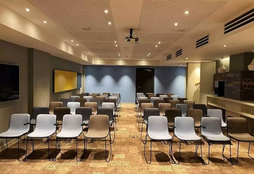 Fotos del hotel Ibis Yerevan Center:  23