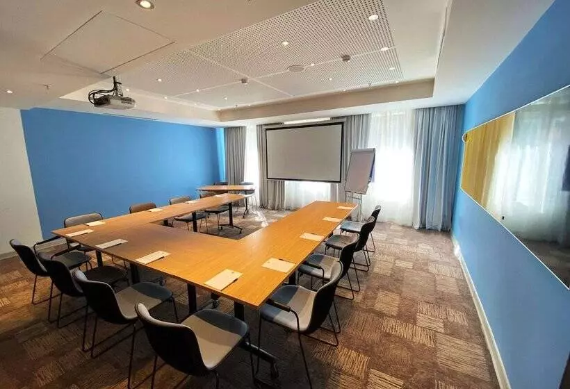 Fotos del hotel Ibis Yerevan Center:  18