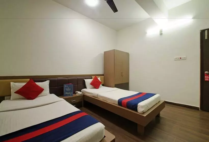 Fotos del hotel OYO 1805 Blue Orchid Corporate Inn:  11
