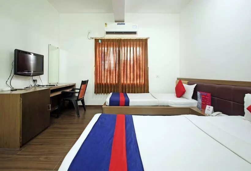 Fotos del hotel OYO 1805 Blue Orchid Corporate Inn:  15
