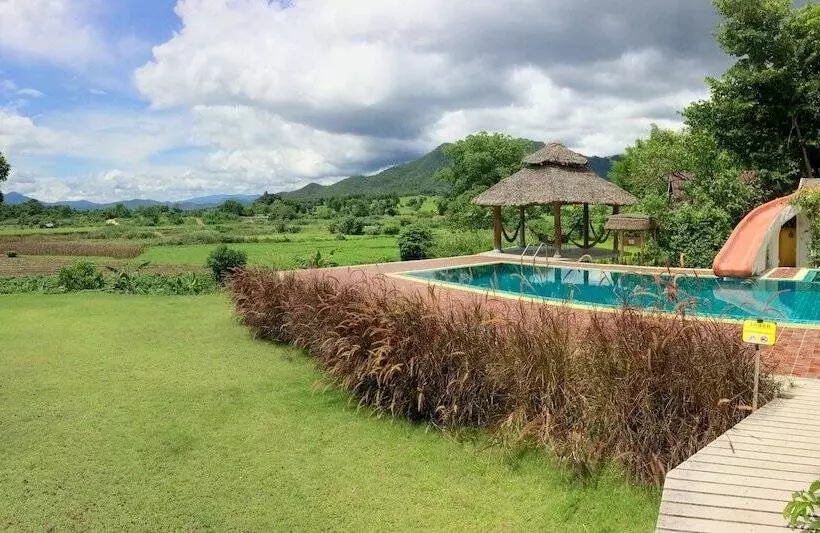 Fotos del hotel Kuad Khon Thoe Pai Cottage:  7