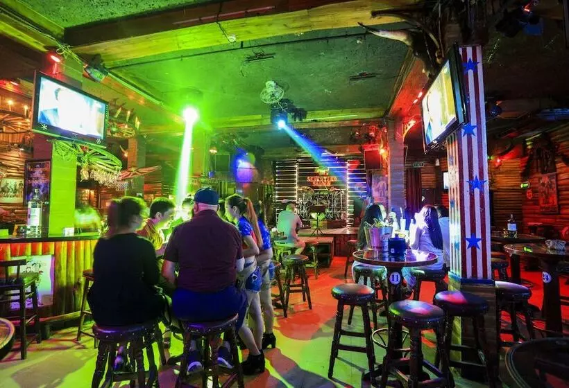 Fotos del hotel Seventeen Saloon:  5