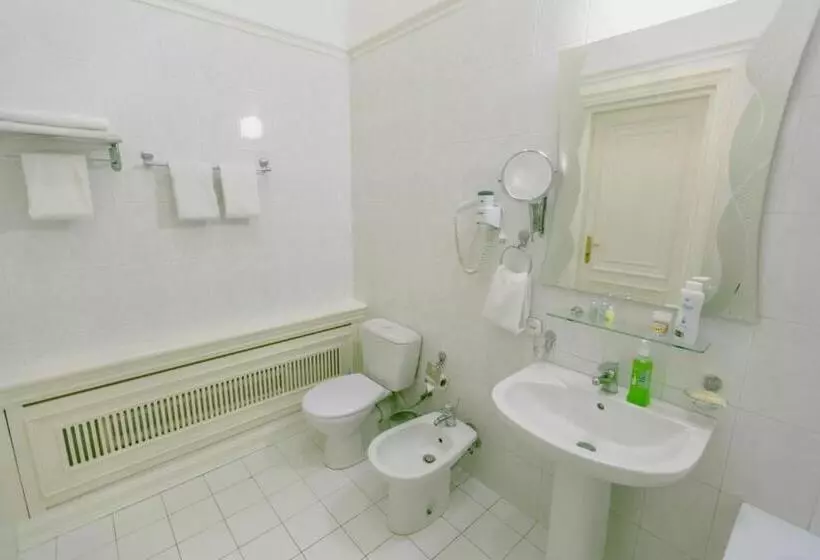 Fotos del hotel Konstantin:  9