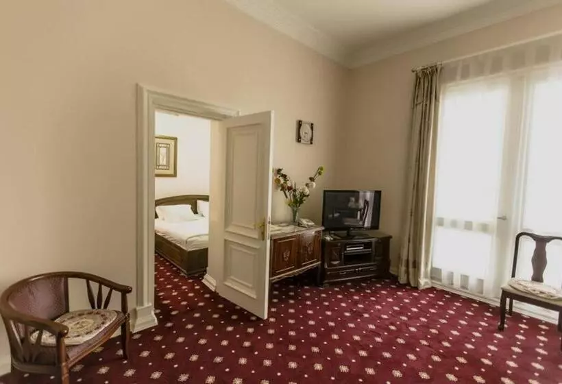 Fotos del hotel Konstantin:  1