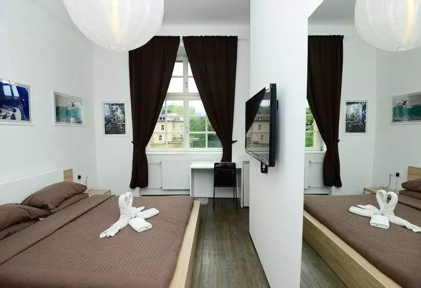 Galeria Rooms