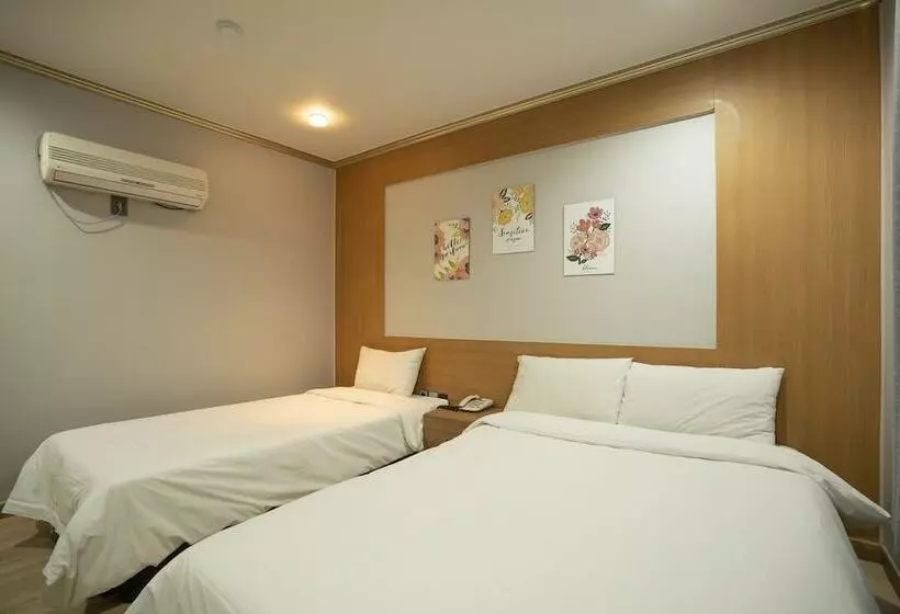 Fotos del hotel Jeju Stay:  23