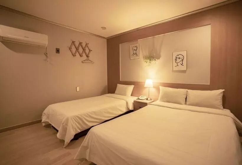 Fotos del hotel Jeju Stay:  16