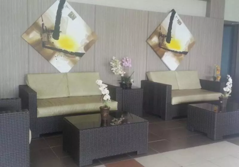 Fotos del hotel Magallanes Square:  2