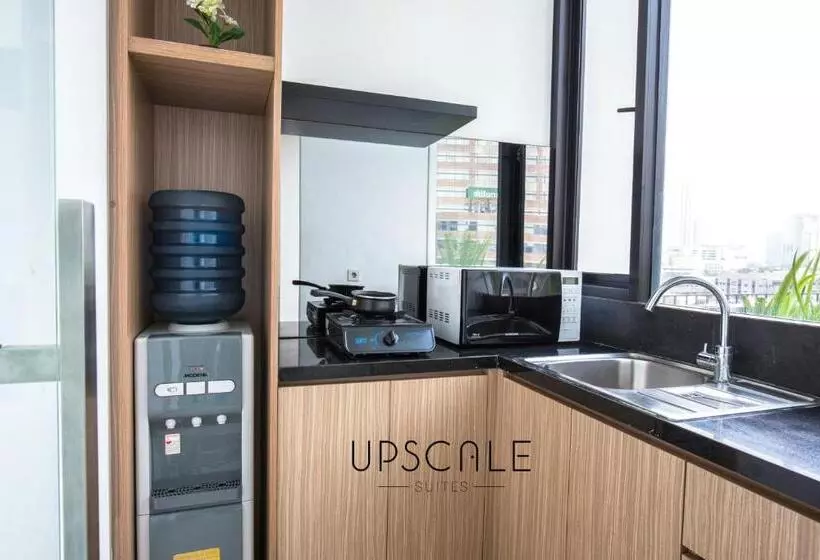 Fotos del hotel Upscale Suites:  4
