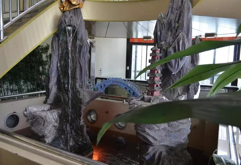 Fotos del hotel Hotel 198:  8