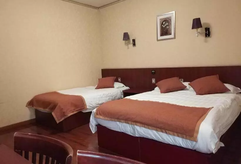 Fotos del hotel Hotel 198:  2