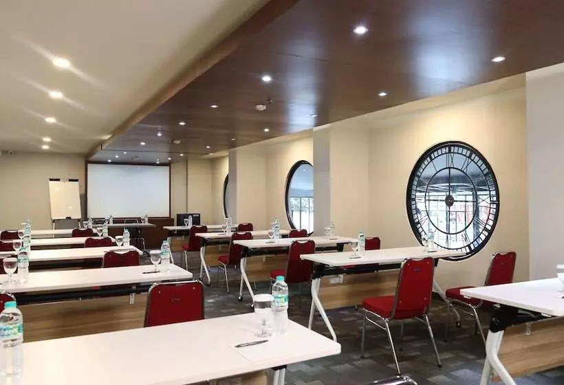 Fotos del hotel Fits Harapan Kita:  17