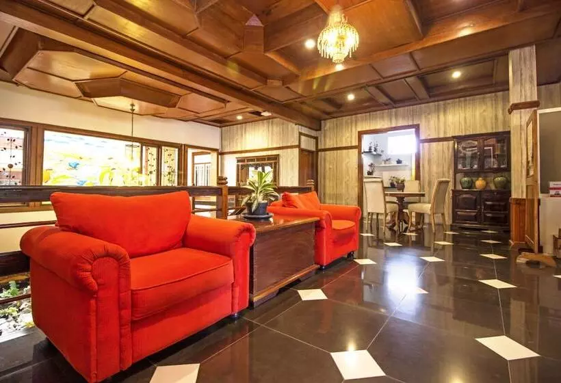 Fotos del hotel Reddoorz Plus Near Rs Hasan Sadikin:  23