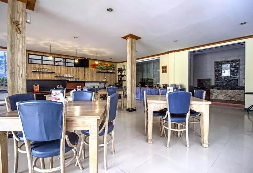 Fotos del hotel Reddoorz Plus Near Rs Hasan Sadikin:  3