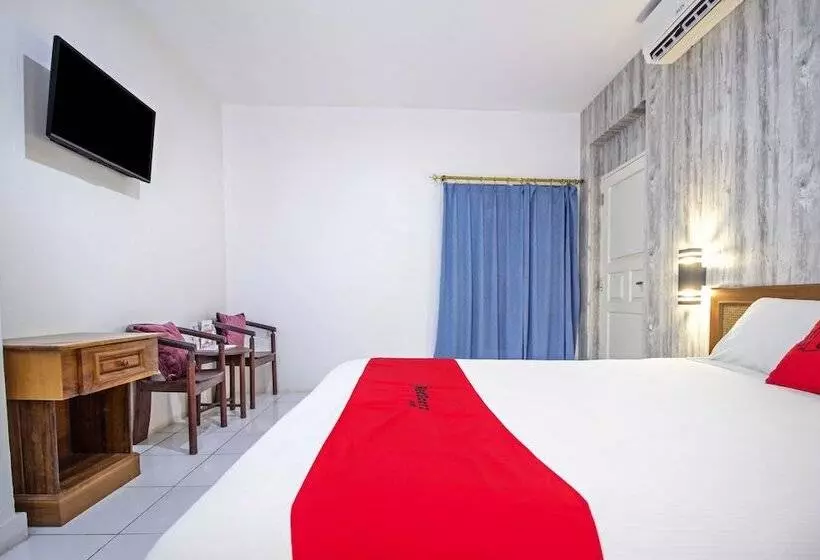 Fotos del hotel Reddoorz Plus Near Rs Hasan Sadikin:  18