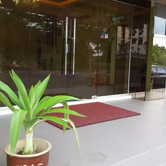 Fotos del hotel River View Inn Nusa Bestari Skudai:  4