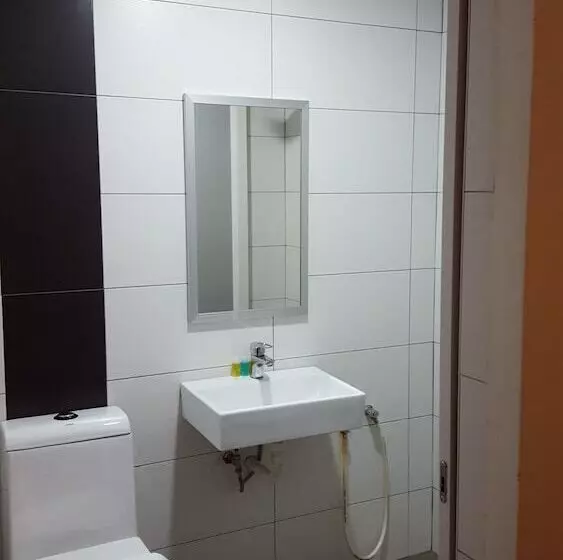 Fotos del hotel River View Inn Nusa Bestari Skudai:  3