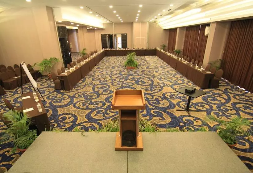 Fotos del hotel Grand Tebu:  16