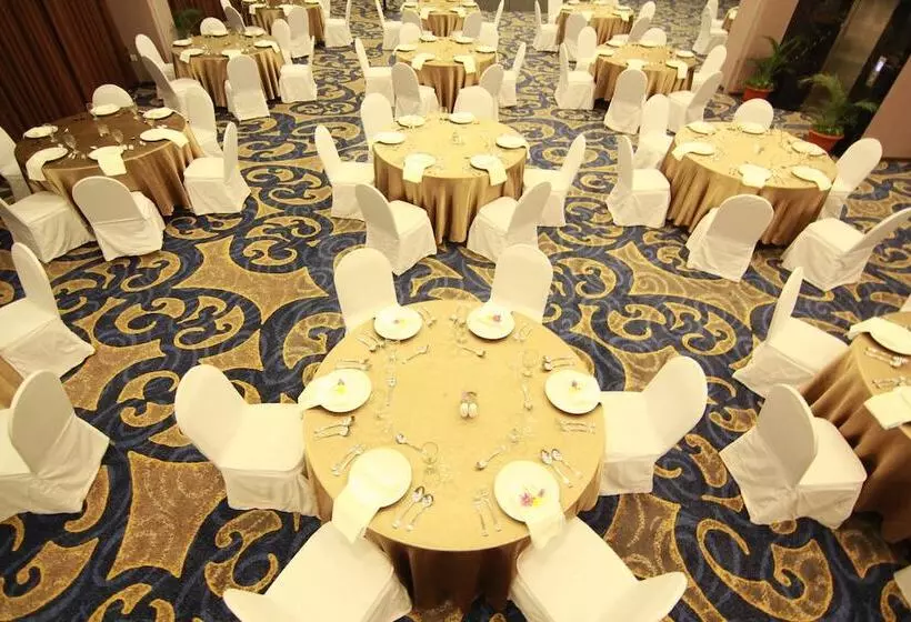 Fotos del hotel Grand Tebu:  25