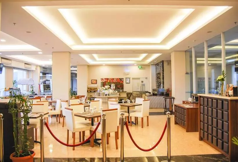 Fotos del hotel Grand Tebu:  15