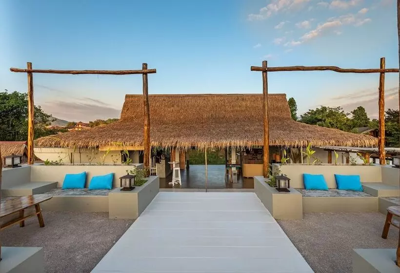 Fotos del hotel The Sanctuary Nam Ngum Beach Resort:  2