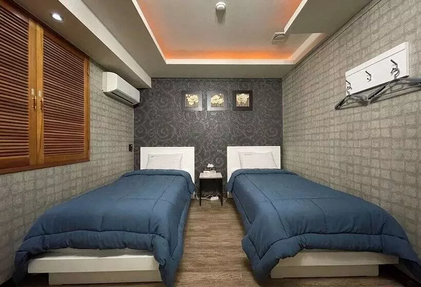 Fotos del hotel Andong:  2
