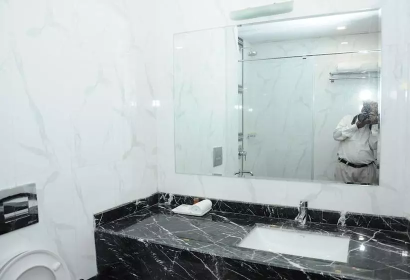 Fotos del hotel Chandra Imperial:  8