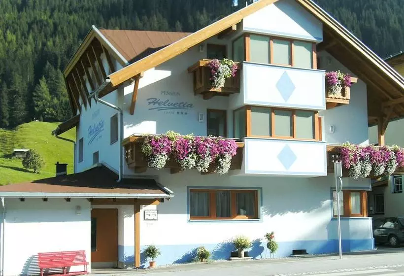 Fotos del hotel Pension Helvetia:  12